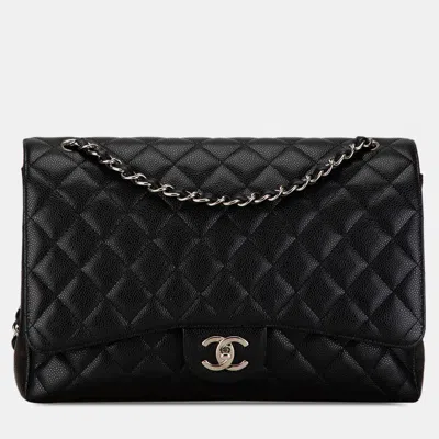 Pre-owned Chanel Black Maxi Classic Caviar Double Flap