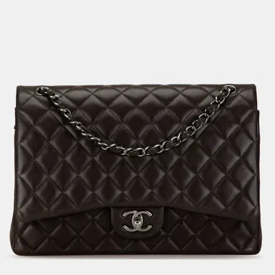 Pre-owned Chanel Black Maxi Classic Lambskin Double Flap