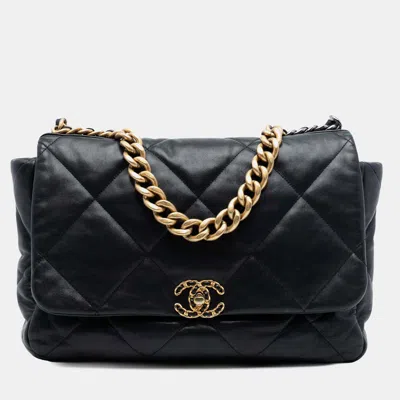 Pre-owned Chanel Black Maxi Lambskin 19 Flap
