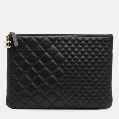 Pre-owned Chanel Black Medium Bi Quilted Lambskin Cosmetic Case