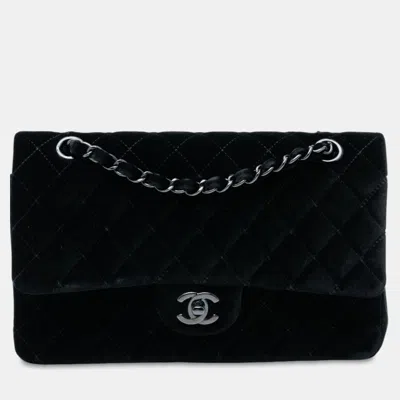 Pre-owned Chanel Black Medium Classic Velvet Double Flap