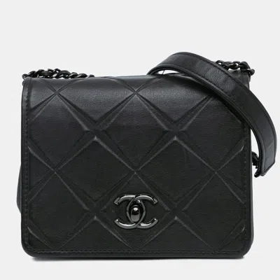Pre-owned Chanel Black Mini Calfskin Propeller Flap