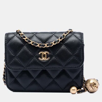Pre-owned Chanel Black Mini Lambskin Pearl Crush Clutch With Chain