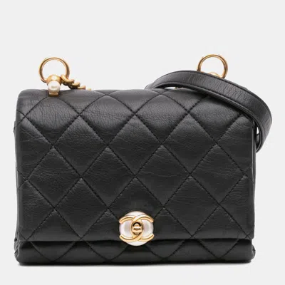 Pre-owned Chanel Black Mini Quilted Calfskin Pearl Cc Accordion Flap
