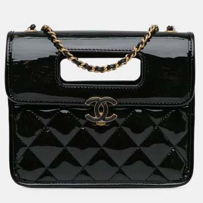 Pre-owned Chanel Black Mini Quilted Patent Graphic Catch Flap