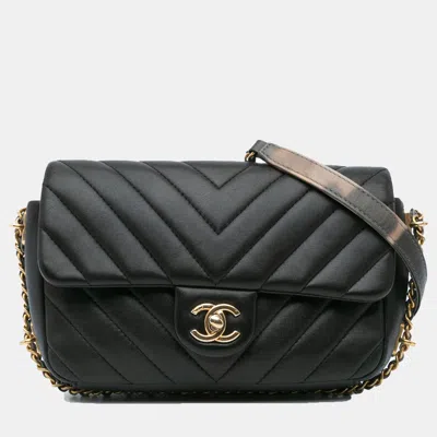Pre-owned Chanel Black Mini Rectangular Chevron Lambskin Chain Around Flap Bag