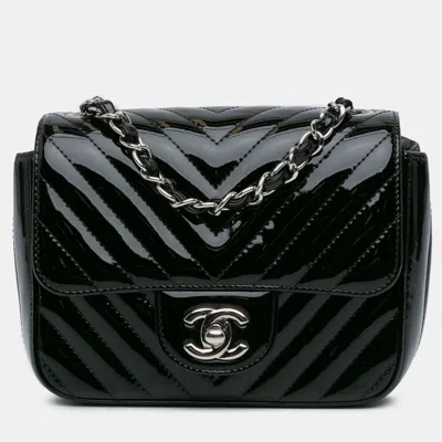 Pre-owned Chanel Black Mini Square Classic Chevron Patent Flap