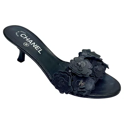 Pre-owned Chanel Black Multi Camelia Slides - Size 35.5