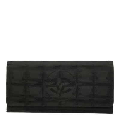 Pre-owned Chanel Black New Travel Line Long Wallet (tri-fold) ()