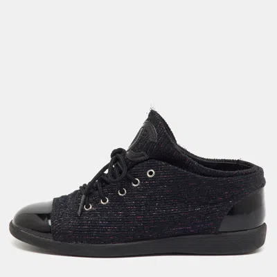 Pre-owned Chanel Black Patent Leather And Shimmer Tweed Cc Cap Toe Lace Up Sneakers Size 36