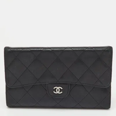 Pre-owned Chanel Black Patent Leather Cc Card Case