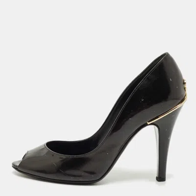 Pre-owned Chanel Black Patent Leather Cc Peep Toe Pumps Size 34