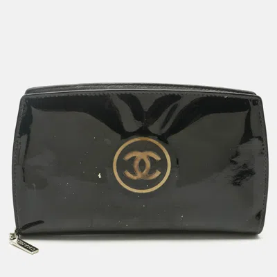 Pre-owned Chanel Black Patent Leather Cc Zip Around Wallet