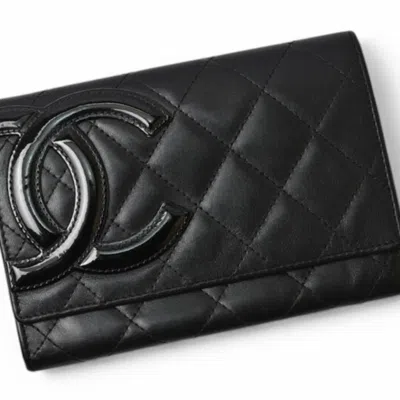 Pre-owned Chanel Black Pink Leather Wallet (bi-fold) () In Multi