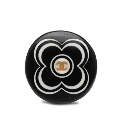 Pre-owned Chanel Black Plastic Band Ring ()