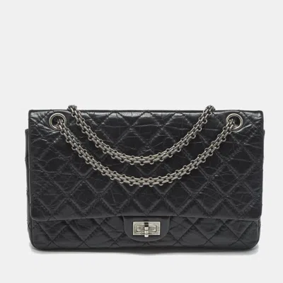 Pre-owned Chanel Black Quilted Aged Leather Classic 226 Reissue 2.55 Flap Bag