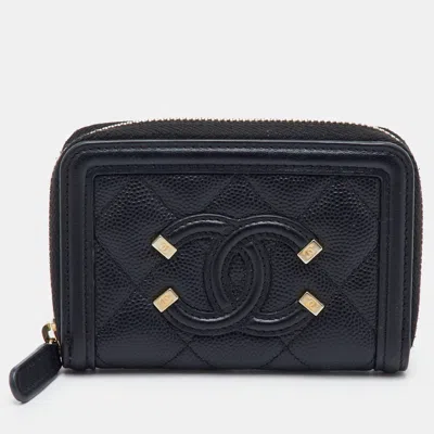 Pre-owned Chanel Black Quilted Caviar Leather Boy Zip Around Coin Purse