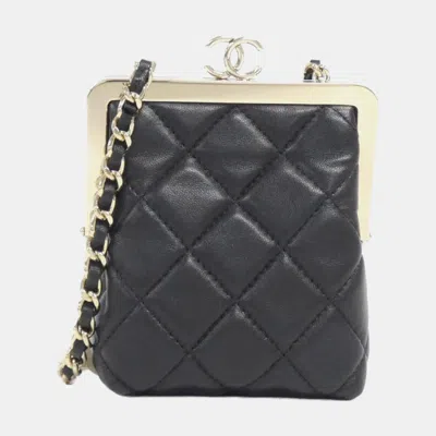 Pre-owned Chanel Lambskin Chain Clutch
