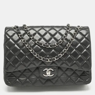Pre-owned Chanel Black Quilted Lambskin Leather Maxi Classic Double Flap Bag
