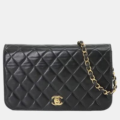 Pre-owned Chanel Black Quilted Lambskin Vintage Small Classic Single Full Flap Shoulder Bag