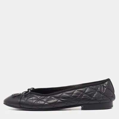 Pre-owned Chanel Black Quilted Leather Cc Bow Cap Toe Ballet Flats Size 38