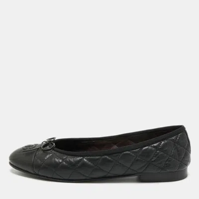 Pre-owned Chanel Black Quilted Leather Cc Cap-toe Bow Ballet Flats Size 39