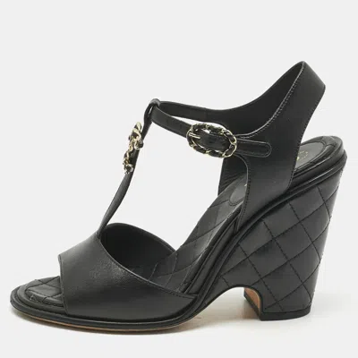 Pre-owned Chanel Black Quilted Leather Cc Chain Wedge Platform Sandals Size 38.5
