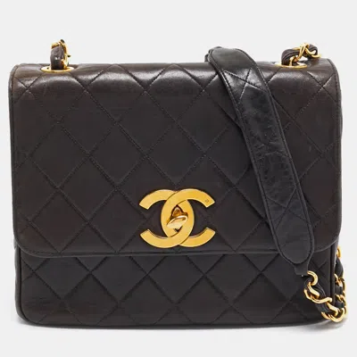 Pre-owned Chanel Black Quilted Leather Cc Square Flap Chain Bag
