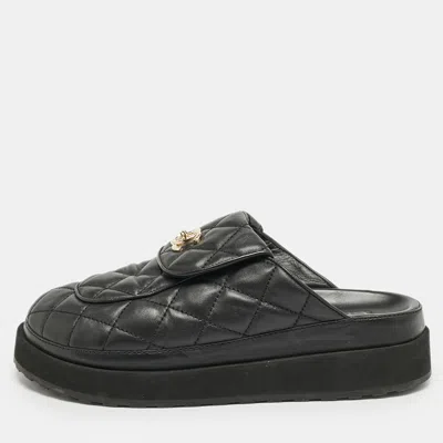 Pre-owned Chanel Black Quilted Leather Cc Turnlock Platform Mules Size 39