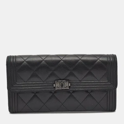 Pre-owned Chanel Black Quilted Leather Large Boy Gusset Flap Wallet