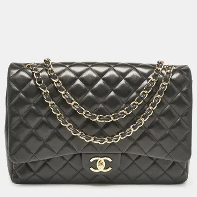 Pre-owned Chanel Black Quilted Leather Maxi Classic Double Flap Bag