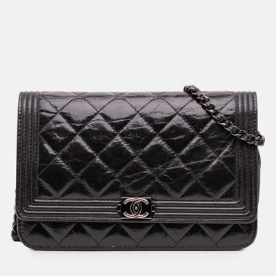 Pre-owned Chanel Black Quilted Shiny Aged Calfskin Boy Wallet On Chain