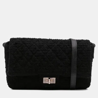 Pre-owned Chanel Black Quilted Tweed Reissue 2.55 Easy Jumbo Messenger Bag