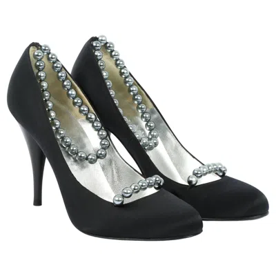 Pre-owned Chanel Black Satin Pumps W/silver Pearl Design Motif