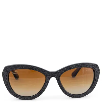 Pre-owned Chanel Black Shagreen Oval Sunglasses 6046
