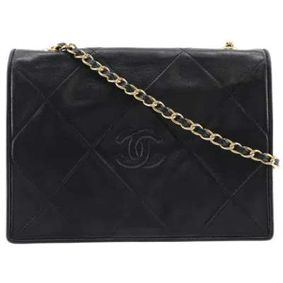 Pre-owned Chanel Black Shoulder Bag ()