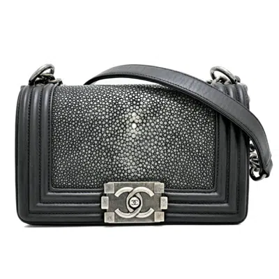 Pre-owned Chanel Black Shoulder Bag ()