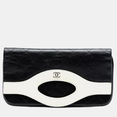 Pre-owned Chanel Black Small Bicolor Aged Calfskin 31 Clutch