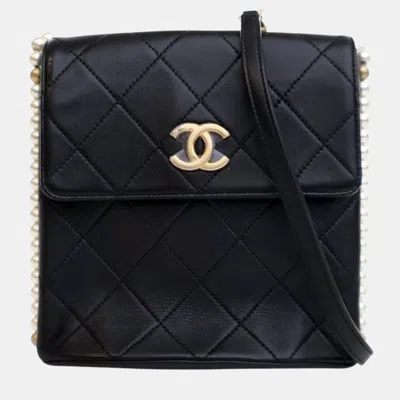 Pre-owned Chanel Black Small Quilted Calfskin About Pearls Hobo