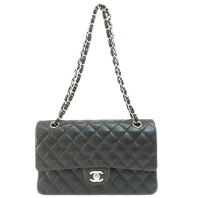 Pre-owned Chanel Black Suede Shoulder Bag ()