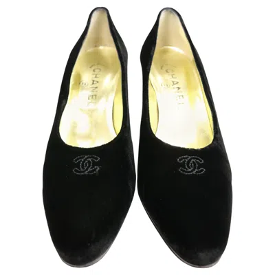 Pre-owned Chanel Black Velvet Cc Pumps