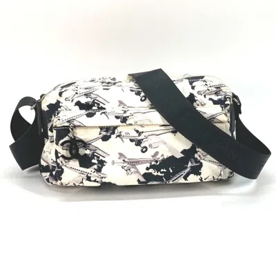 Pre-owned Chanel Black White Canvas Pochette Shoulder Bag () In Multi