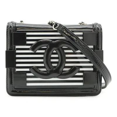 Pre-owned Chanel Black White Plastic Patent Leather Leather Pochette Shoulder Bag () In Black, White