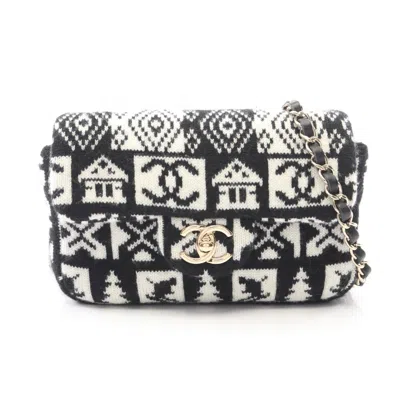 Pre-owned Chanel Black White Wool Shoulder Bag () In Multi