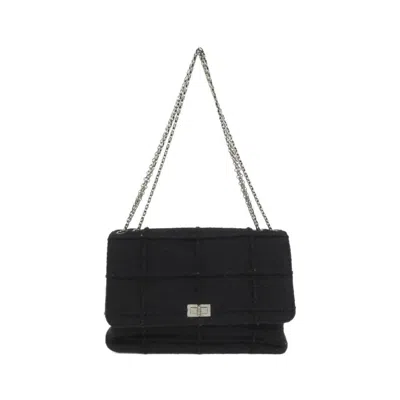 Pre-owned Chanel Black Wool Shoulder Bag ()