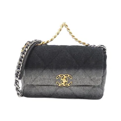 Pre-owned Chanel Black Wool Shoulder Bag ()