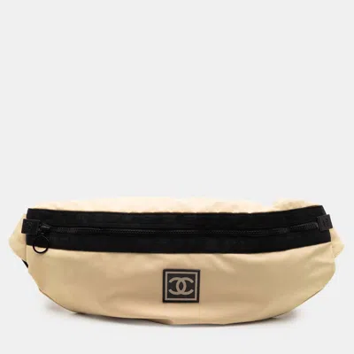 Pre-owned Chanel Black/beige Nylon Cc Sport Line Belt Bag In Sand