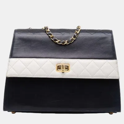 Pre-owned Chanel Black/white Cc Lambskin Trapezoid Flap Bag