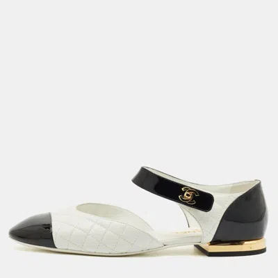 Pre-owned Chanel Black/white Quilted Patent And Leather Cc Turnlock Ballet Flats Size 41
