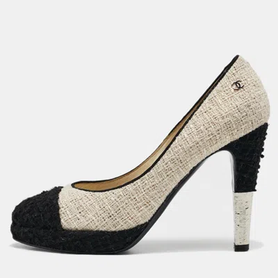 Pre-owned Chanel Black/white Tweed Cc Cap-toe Platform Pumps Size 40